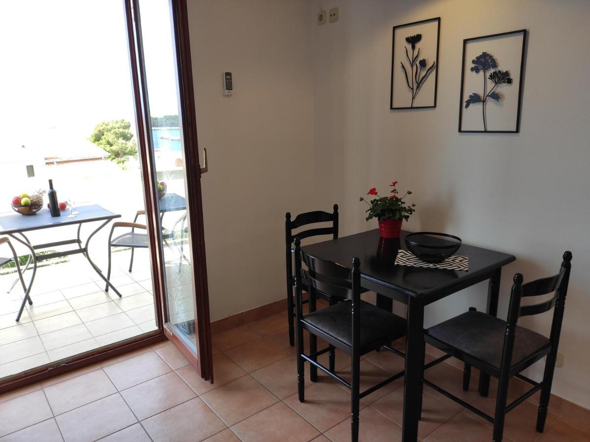 Apartments With A Parking Space Novalja, Pag - 6552 Exterior foto